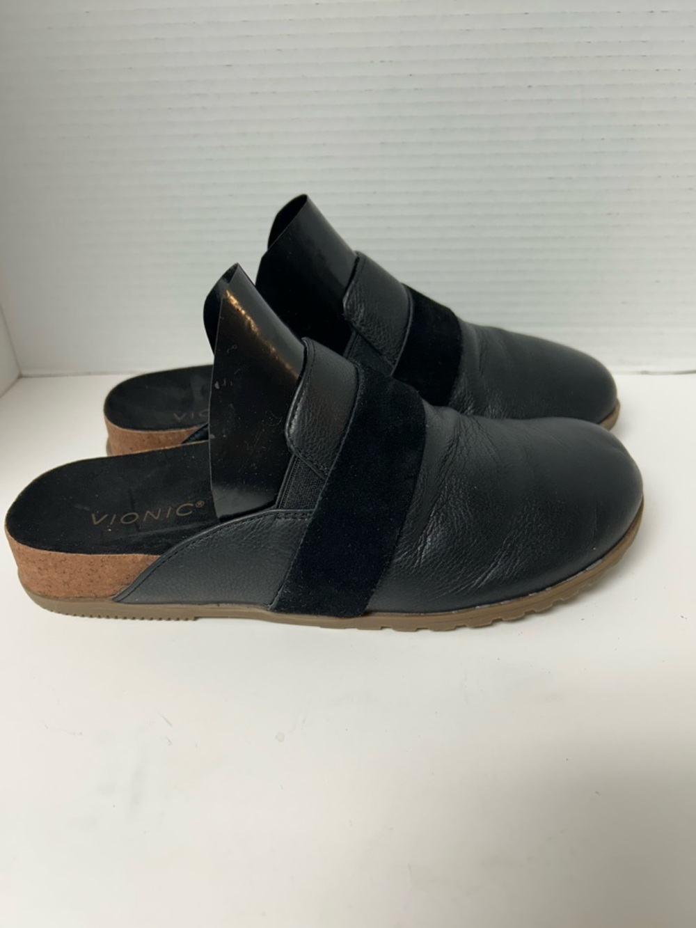 Vionic Ambrosia Black Leather Slip-On Mules Clogs Sz 9 Lagenlook Comfort Hippie